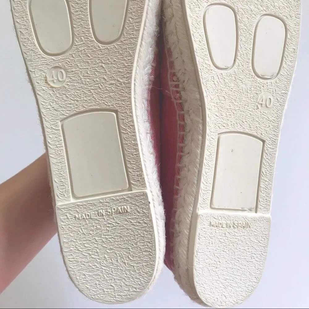Red denim embroidered star espadrilles